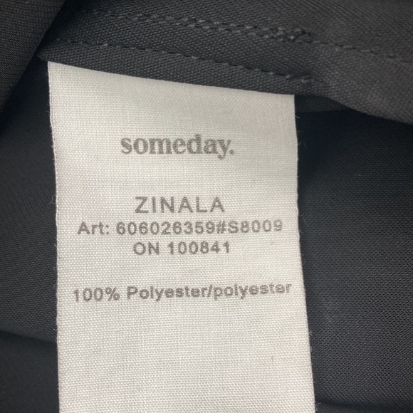 Someday Zinala Short Sleeve Shirt Large Grommet Snap Top Black - Picture 6 of 9